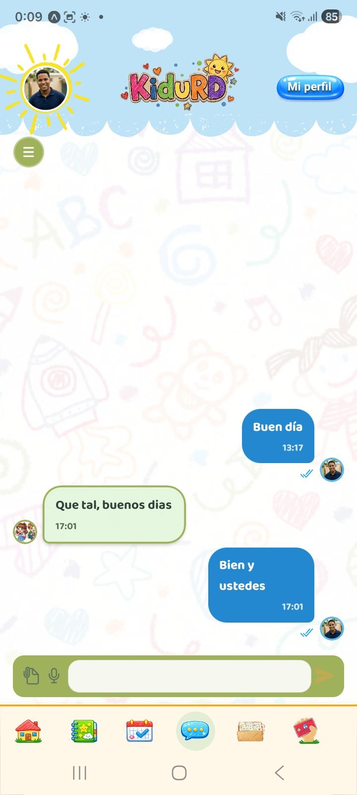 Captura 6: Chat — app Kidu familias — perfil padres